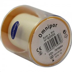 Пластырь фиксирующий, Омнипор р. 5смх5м №1 арт. 900552 на нетканой основе гипоаллергенный для щадящей фиксации белый пласт. упаковка